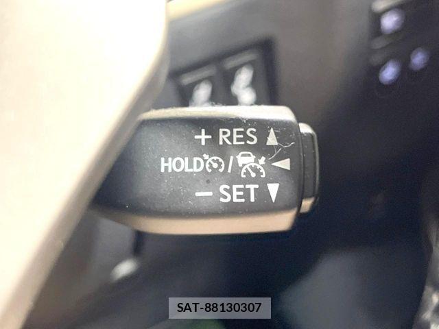 Lexus NX 2020-10 7221042-5