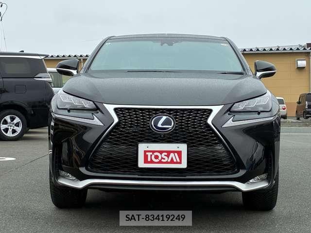 Lexus NX 2014-09 7251336-17