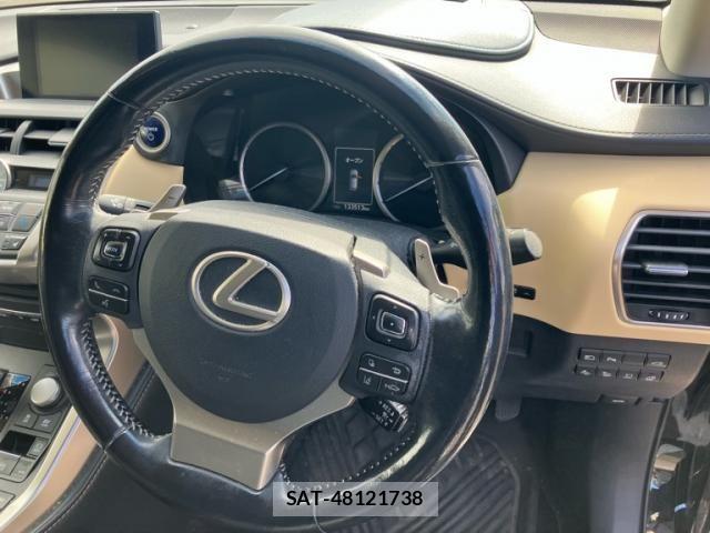 Lexus NX 2015-02 7392687-18