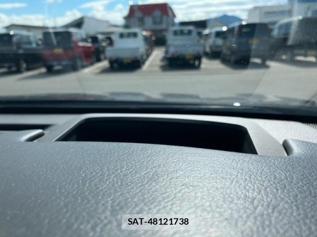 Lexus NX 2015-02 7392687-24