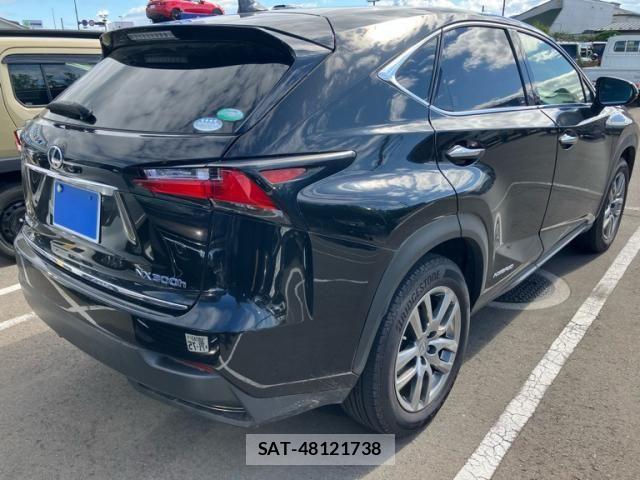 Lexus NX 2015-02 7392687-3