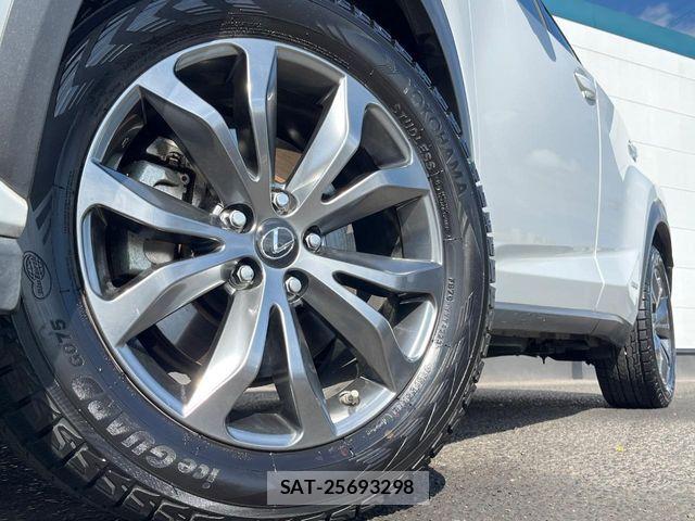 Lexus NX 2019-07 7392686-12