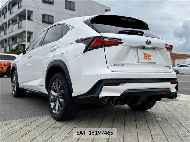Lexus NX 2015-08 7725130-12