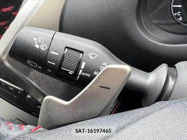 Lexus NX 2015-08 7725130-28