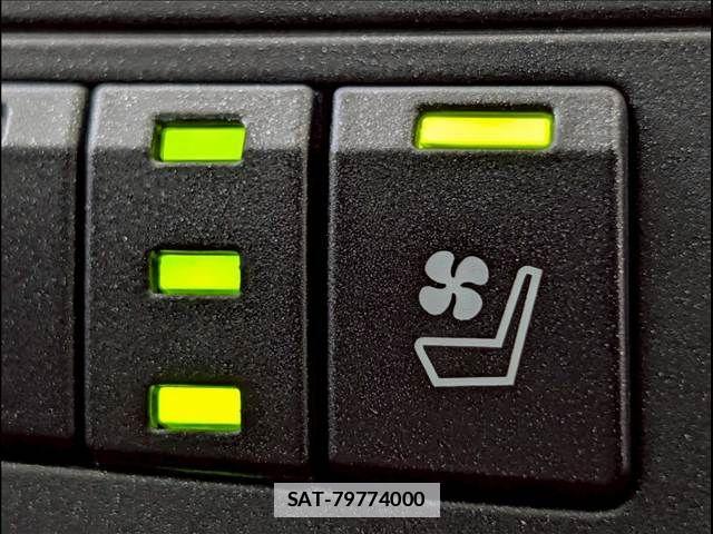 Lexus NX 2015-09 7786555-9