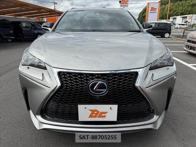 Lexus NX 2015-12 7877409-8