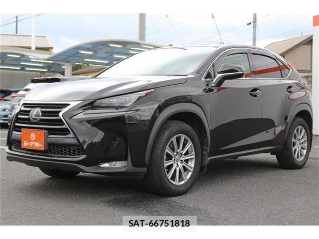 Lexus NX 2015-07 7877411-23