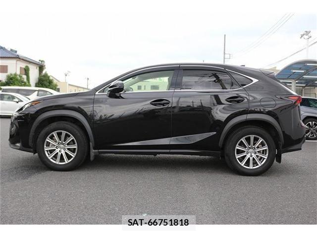 Lexus NX 2015-07 7877411-8
