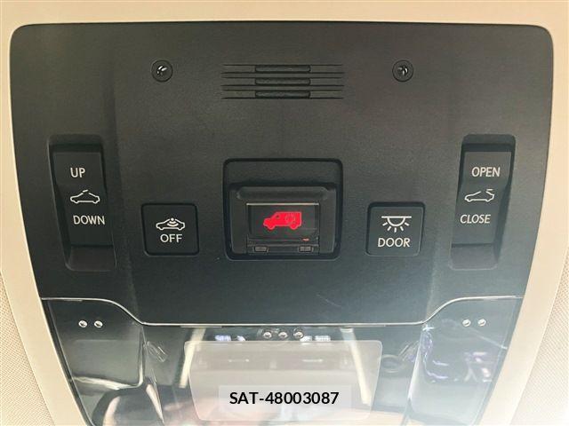 Lexus NX 2018-03 7962439-26