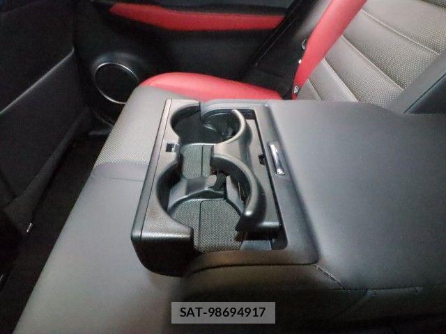 Lexus NX 2018-01 7979774-11
