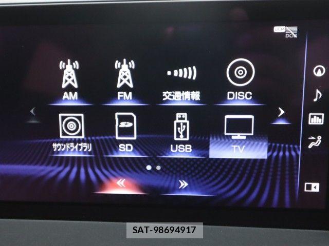 Lexus NX 2018-01 7979774-22