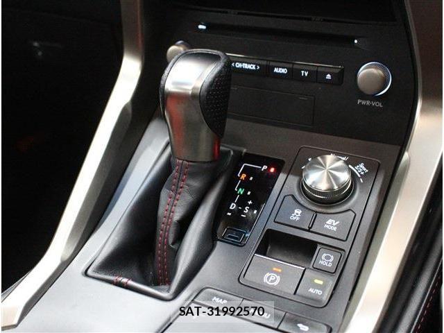 Lexus NX 2017-11 8100167-11