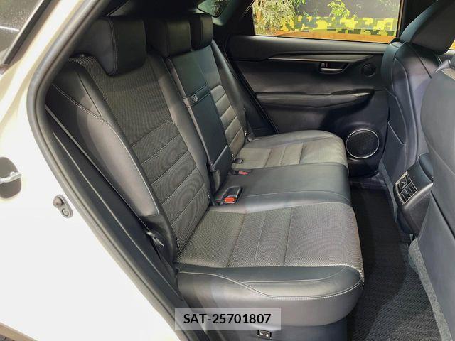 Lexus NX 2015-01 8131023-10