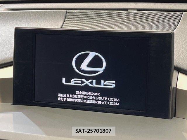 Lexus NX 2015-01 8131023-2