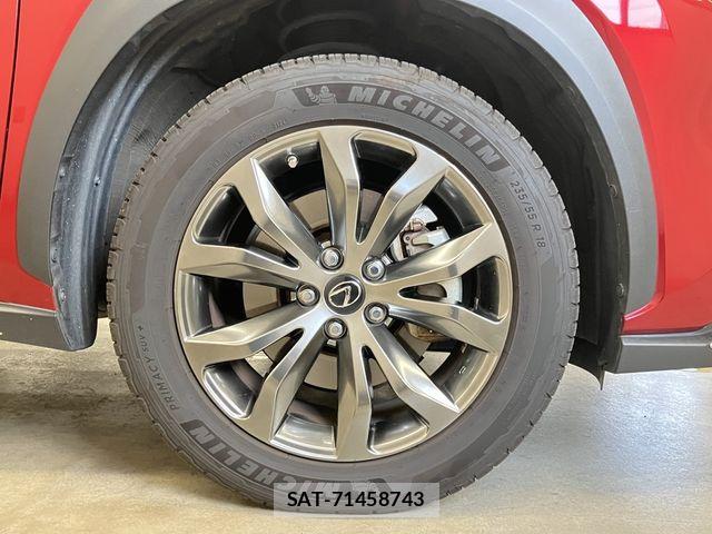 Lexus NX 2019-11 8208425-26