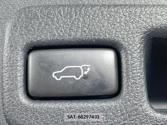 Lexus NX 2015-05 8208424-6