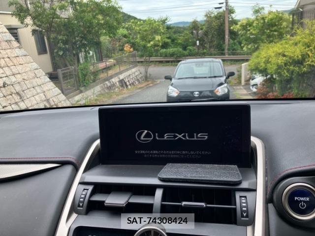 Lexus NX 2018-09 8366759-18