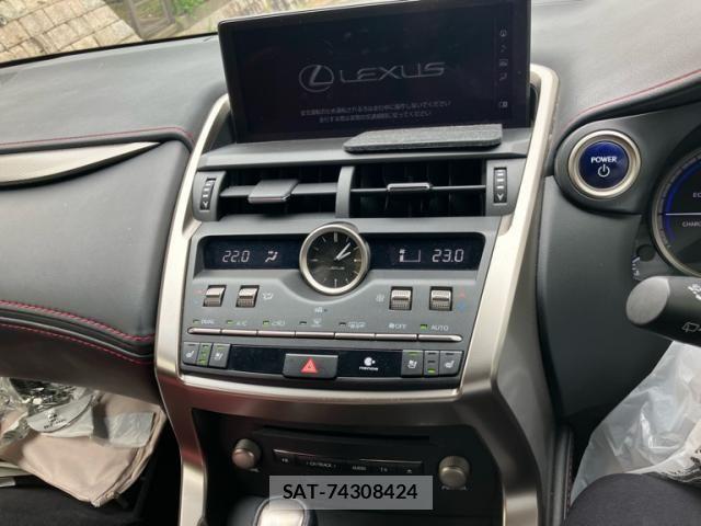 Lexus NX 2018-09 8366759-21