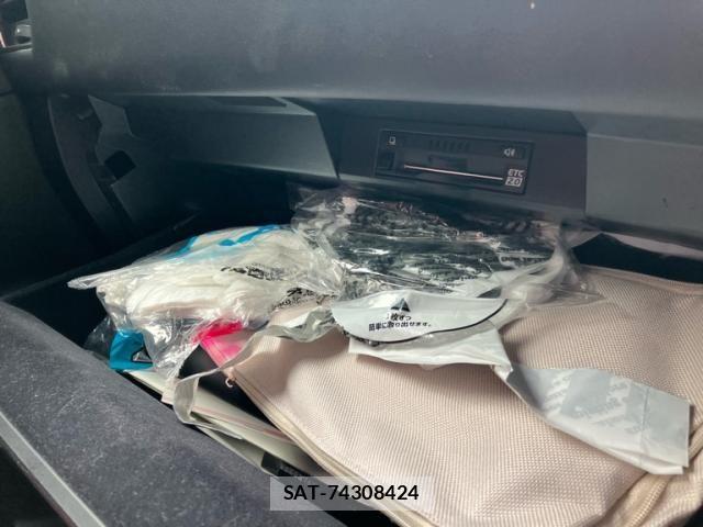 Lexus NX 2018-09 8366759-22