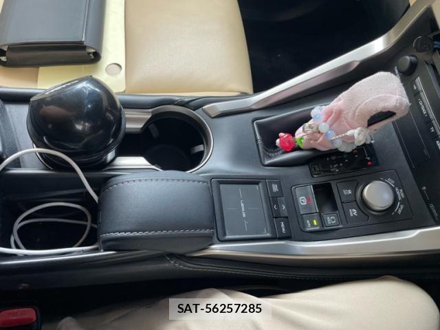 Lexus NX 2016-10 8371810-15