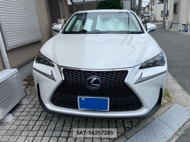 Lexus NX 2016-10 8371810-1