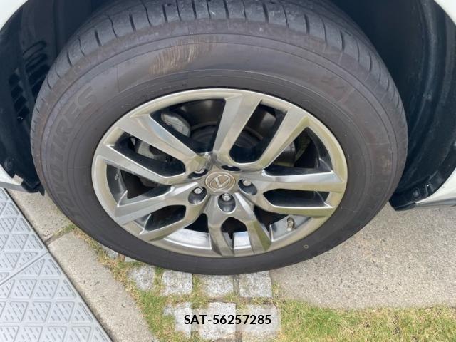 Lexus NX 2016-10 8371810-4