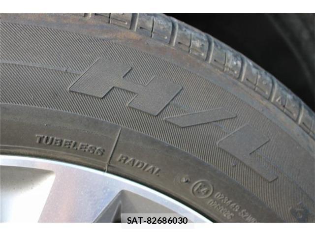 Lexus NX 2016-04 8457822-25