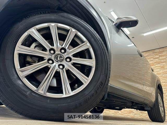 Lexus NX 2018-08 8485643-18