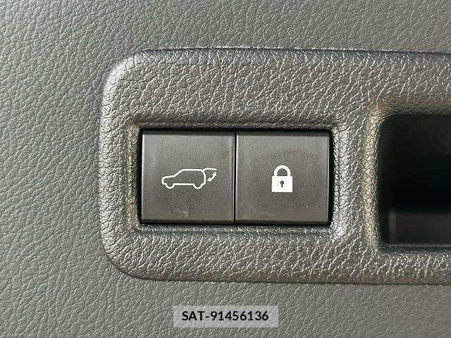 Lexus NX 2018-08 8485643-6
