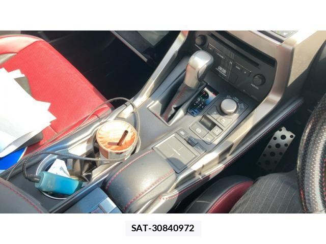 Lexus NX 2015-10 8659970-16