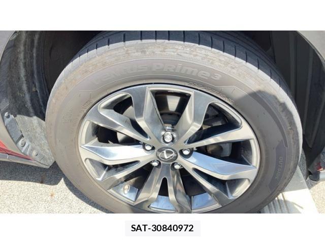 Lexus NX 2015-10 8659970-4