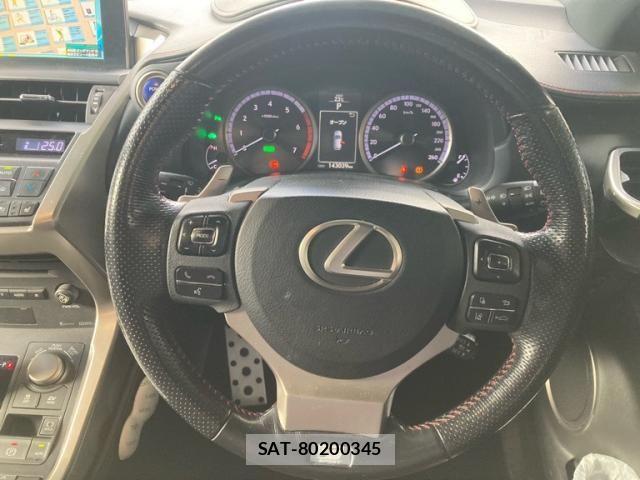 Lexus NX 2015-08 8659971-18