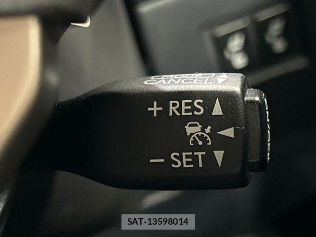 Lexus NX 2015-10 8780869-5