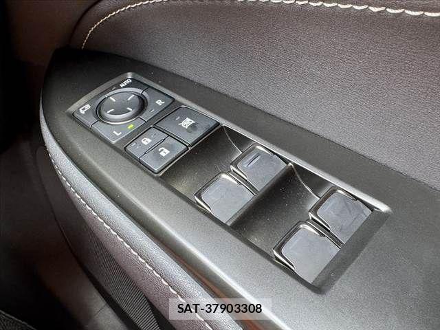 Lexus NX 2022-11 4139882-24