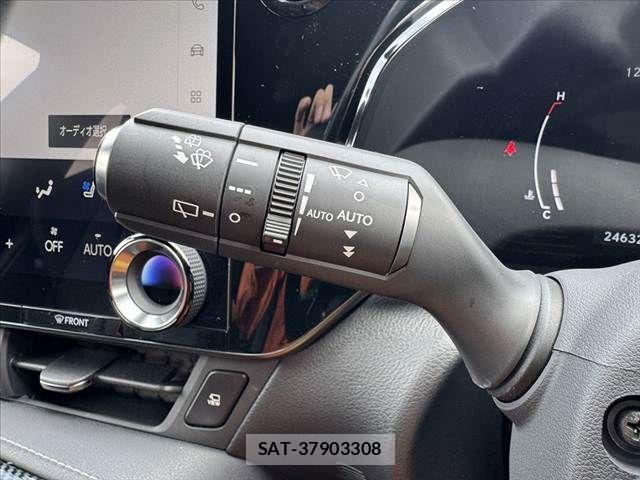 Lexus NX 2022-11 4139882-26