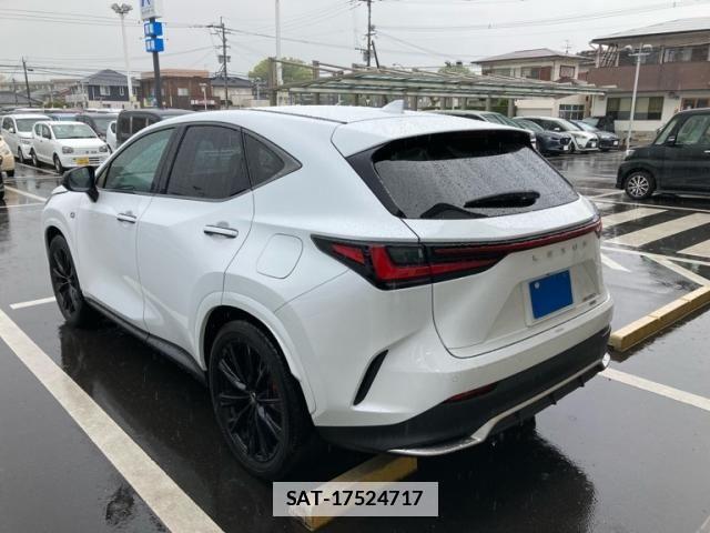 Lexus NX 2023-10 6276716-3