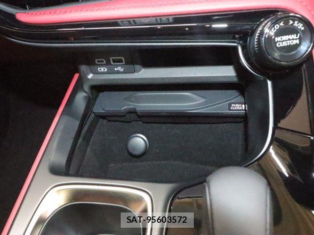 Lexus NX 2023-06 6815724-25