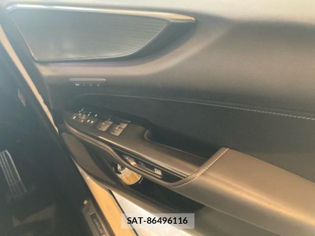 Lexus NX 2023-04 7221045-11