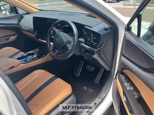 Lexus NX 2024-04 7221053-12