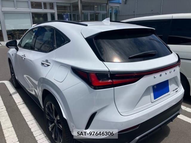 Lexus NX 2024-04 7221053-3