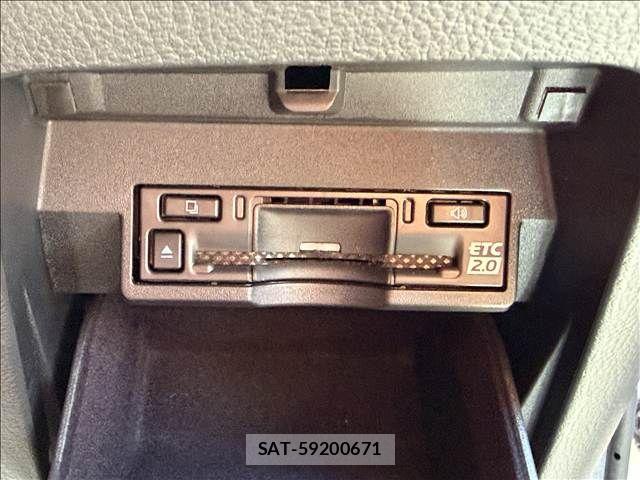 Lexus NX 2023-05 7221051-16
