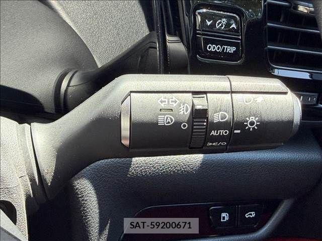 Lexus NX 2023-05 7221051-28