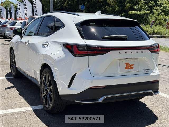 Lexus NX 2023-05 7221051-7