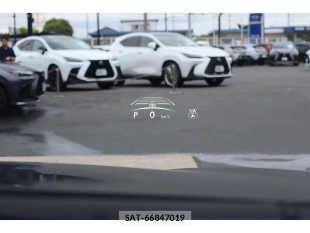 Lexus NX 2025-04 7358527-17