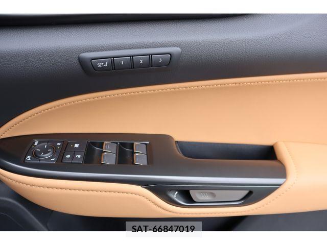 Lexus NX 2025-04 7358527-19