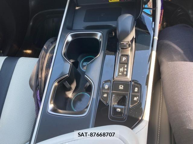 Lexus NX 2022-10 7501301-18