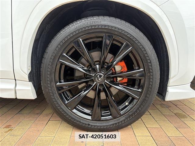 Lexus NX 2022-11 7877412-12