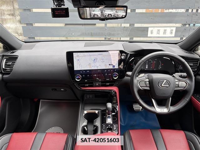 Lexus NX 2022-11 7877412-15