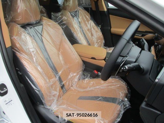 Lexus NX 2025-10 8036468-9