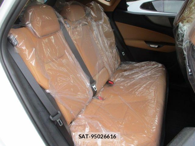 Lexus NX 2025-10 8036468-10